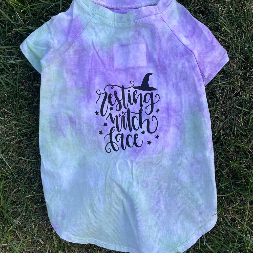 Pet Medium Halloween 'Resting Witch Face' Purple & Green Random Tie-Dye Shirt
